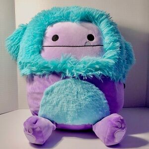 Buna Bigfoot Squishmallow RARE